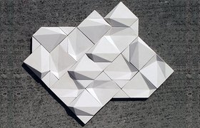 Contrast Tile