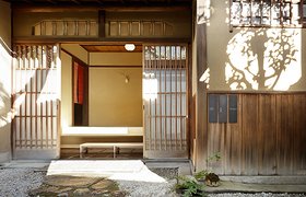 翻修之后的日本住宅，高雅格调里不失温馨
